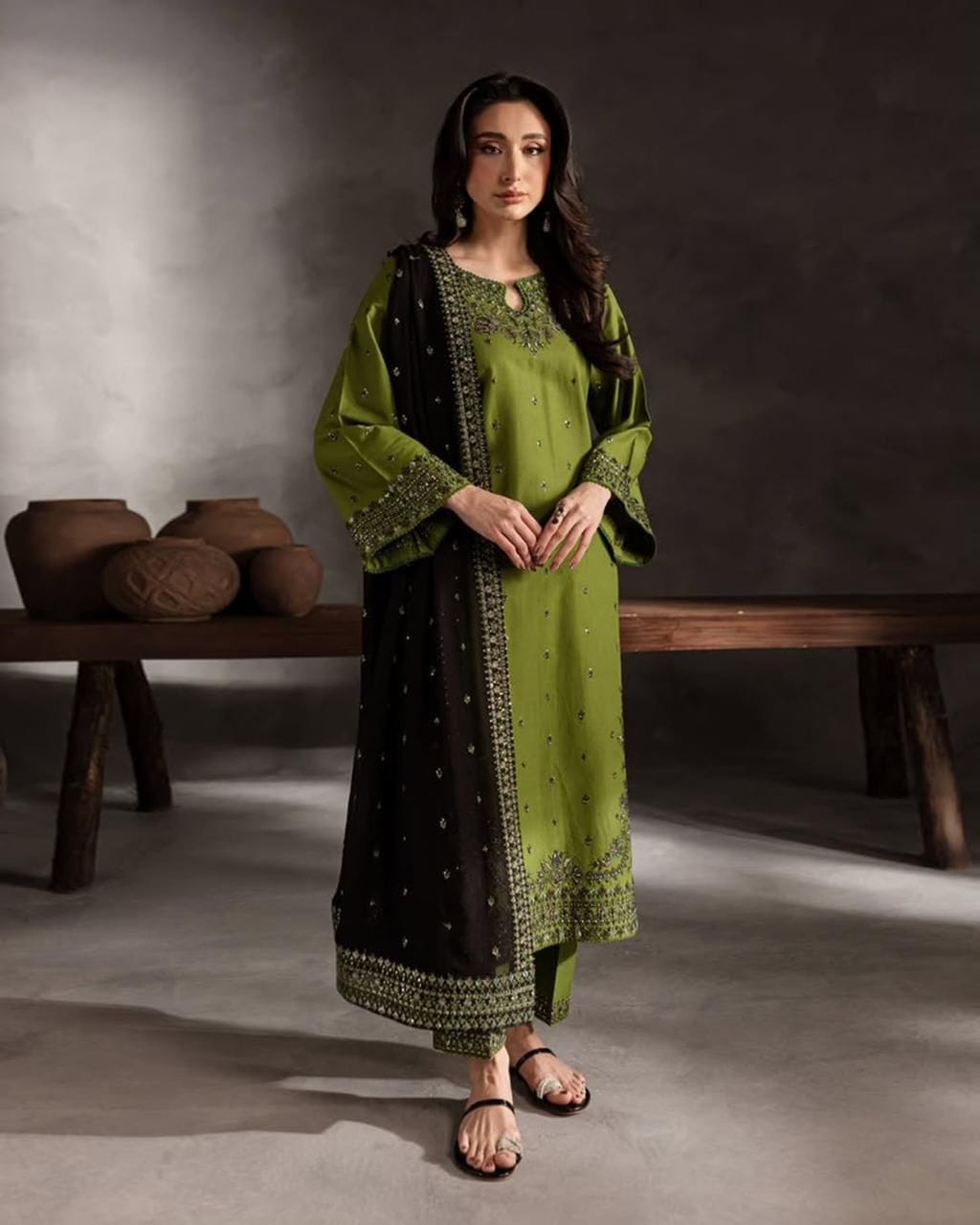 Winter Collection 2026 – Embroidered 3 Piece | Batik 3719